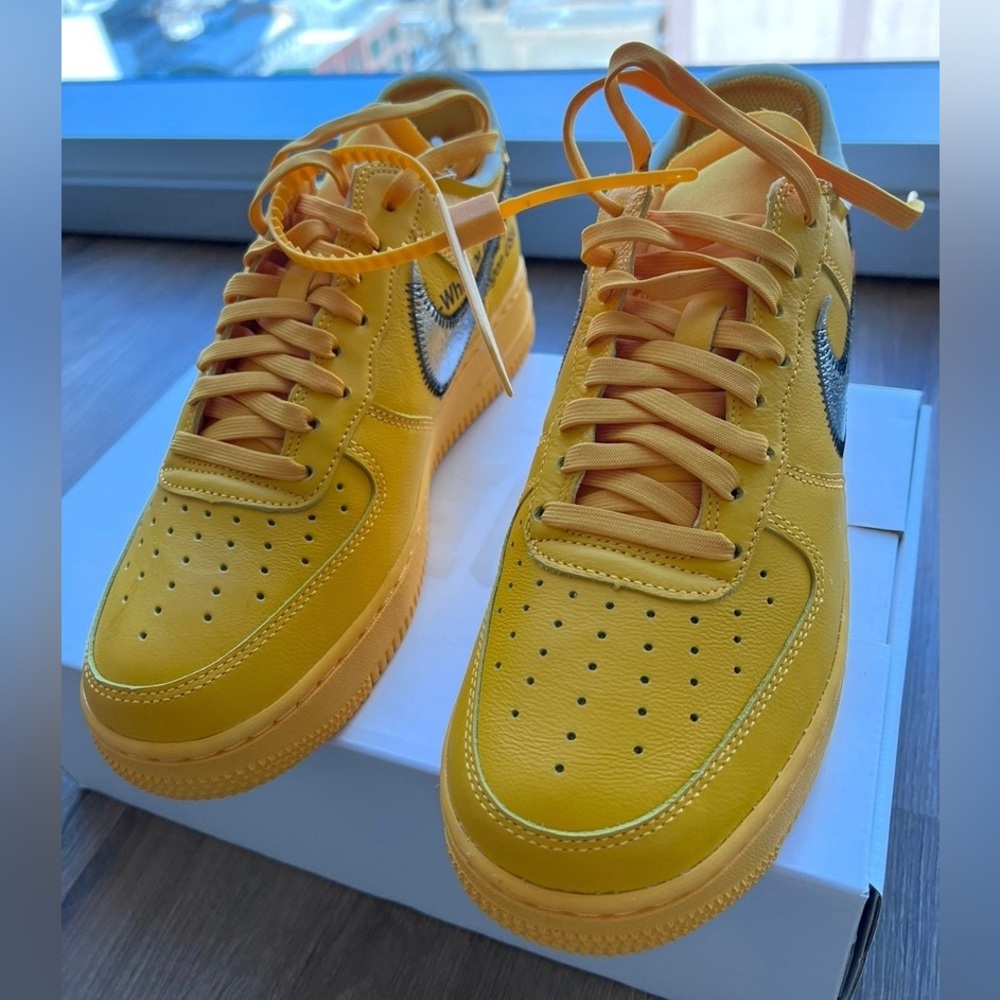 OFF-White X Air Force 1 Low “University Gold” - Picture 3 of 9